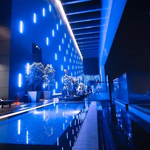 https://dolphin-platinum-face-kuala-lumpur.kualalumpurs-hotels.com