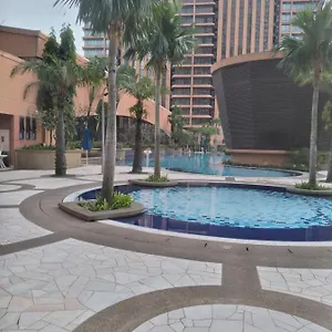 https://times-square-super-suite-at-kl.kualalumpurs-hotels.com