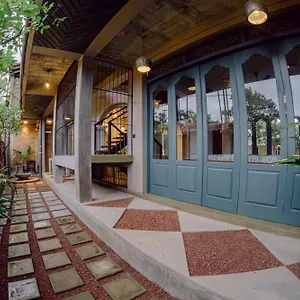 https://still-waters-homestay-sri-lanka.kandyhotelsnow.com